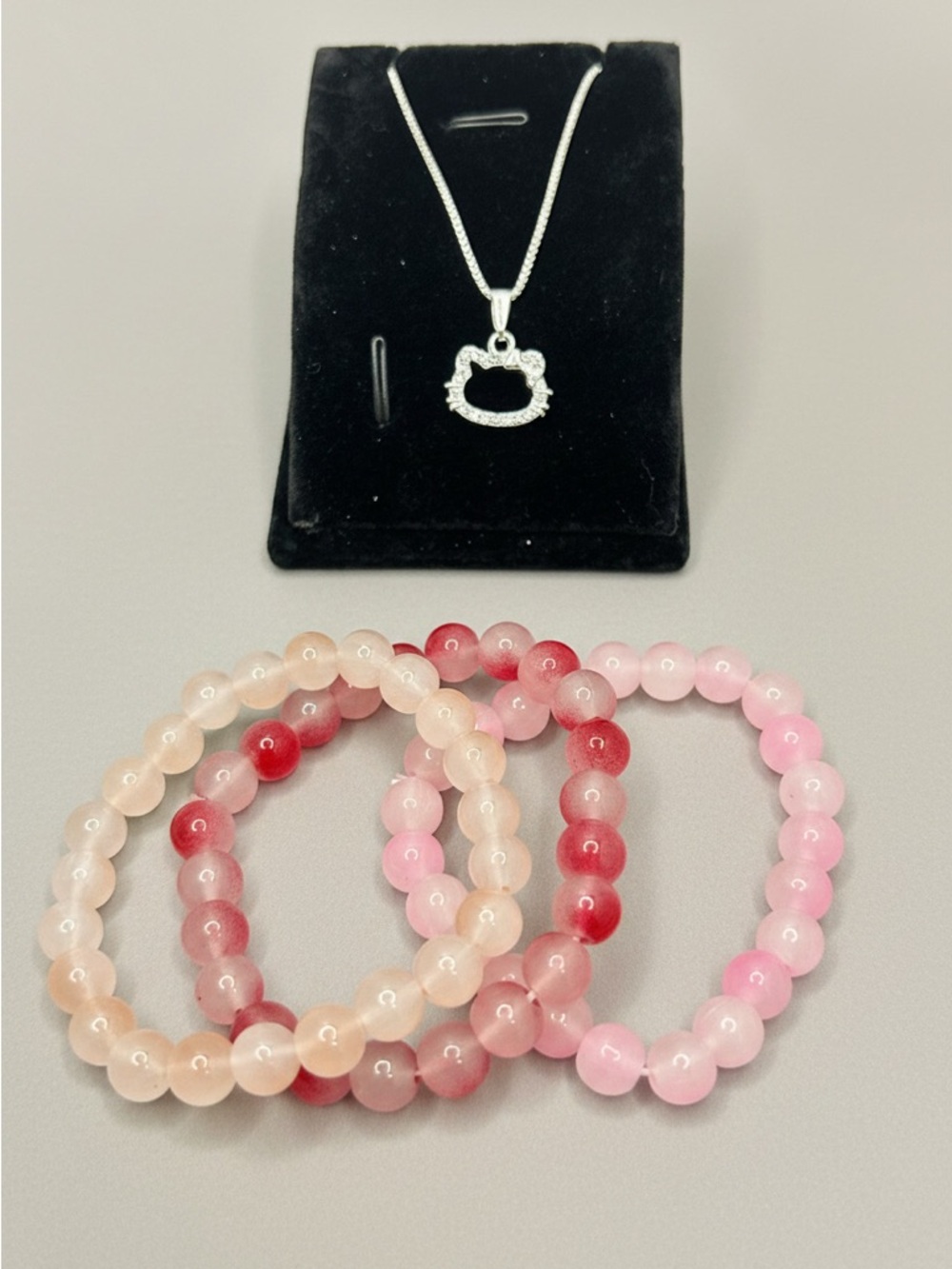 Sanrio Hello Kitty Style  Necklace with Beaded Bracelets